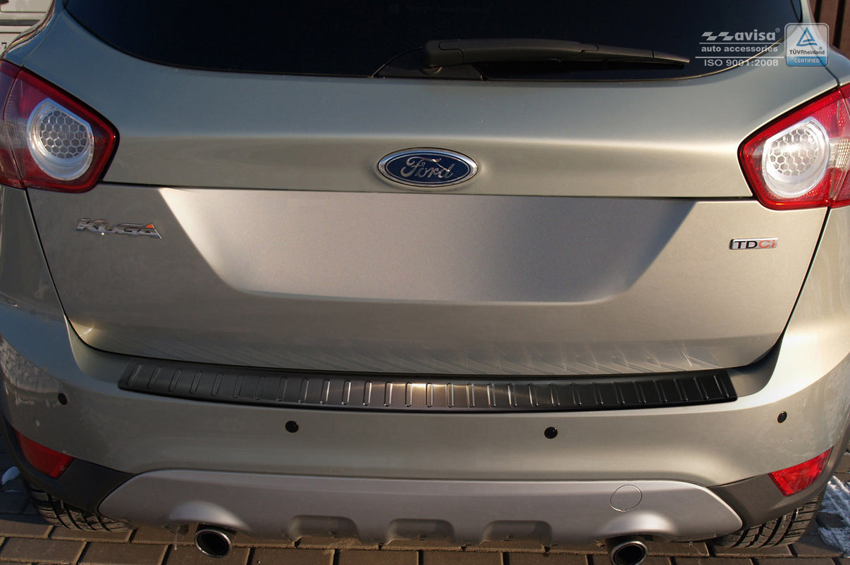 Lastskydd Ford Kuga I 2008–2013 – Svart – detaljbild 3