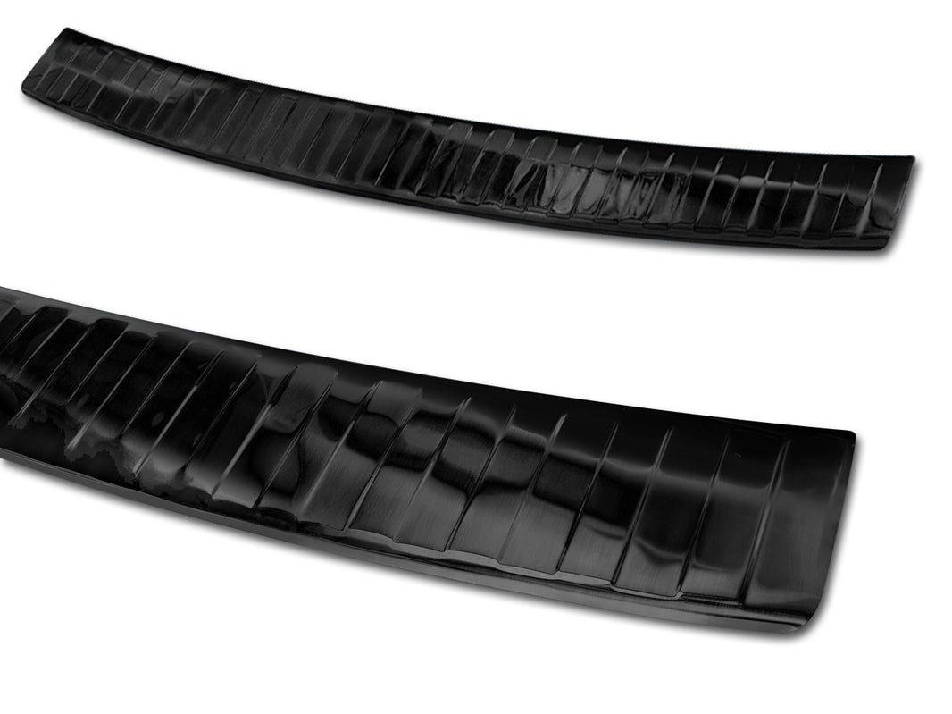 Lastskydd Skoda Fabia III halvkombi facelift 2018–2021 – Svart