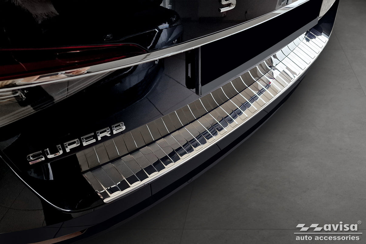 Lastskydd Skoda Superb III Kombi 2015–2019, facelift 2019–2024/ Scout III 2019+ – Spegelpolerat silver – detaljbild 3