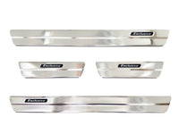 Tröskelskydd Exclusive Suzuki Swace Kombi 2020+ m.fl. – Silver satin