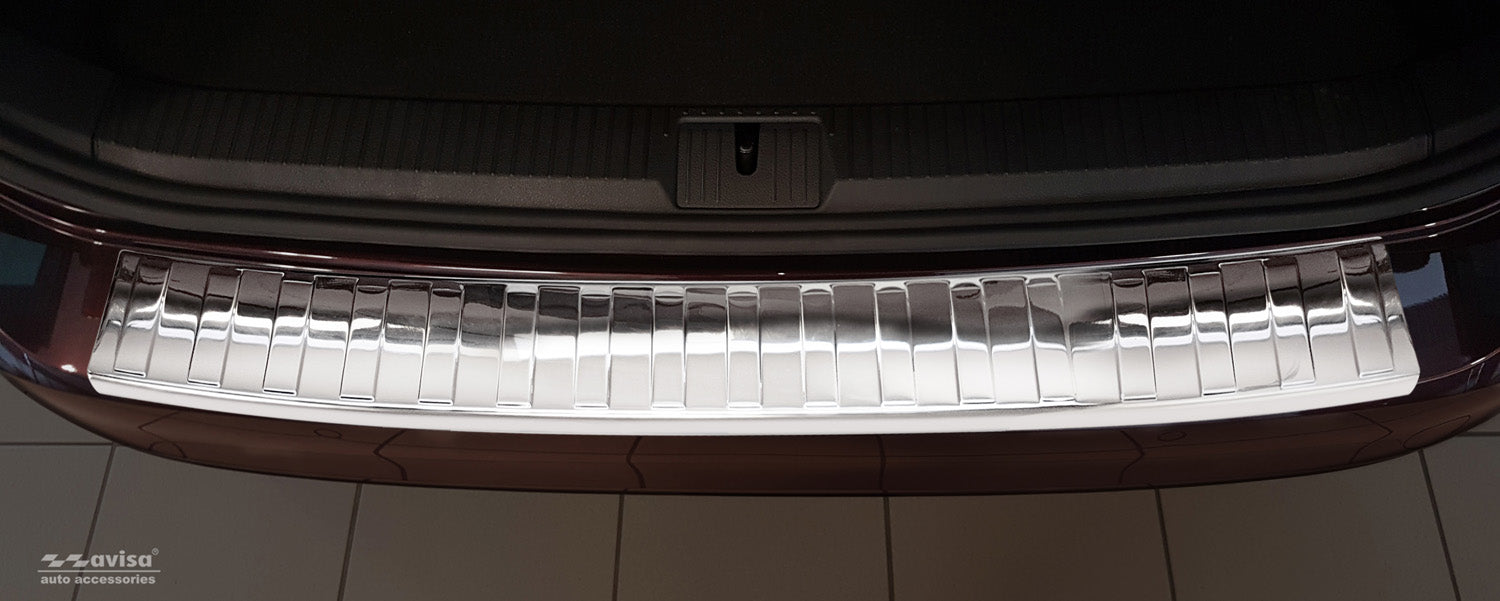Lastskydd Volkswagen Passat B8 variant/ R-line/ Alltrack/ GTE 2014–2019, facelift 2019–2023 – Spegelpolerat silver – detaljbild 2