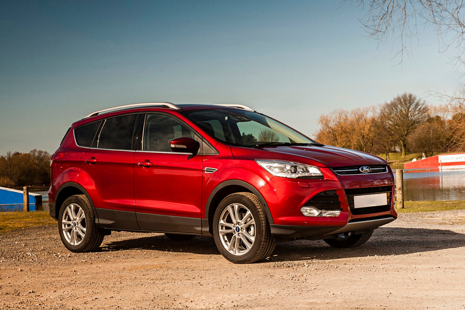 Lastskydd Ford Kuga II/ Ford Kuga II Vignale 2012–2016, facelift 2016–2019 – Svart – detaljbild 3
