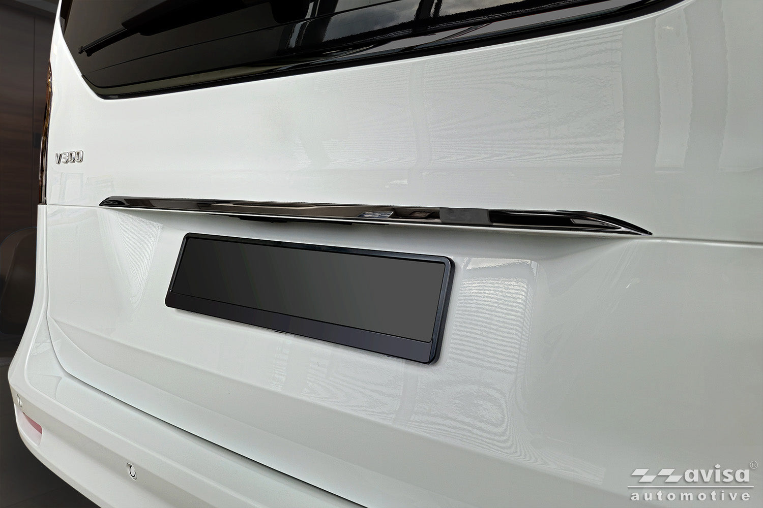 Bakluckelist Mercedes V Class W447/ Vito III/ Marco Polo 2014–2019, facelift 2019–2024, facelift 2024+ – Spegelblank svart – detaljbild 3