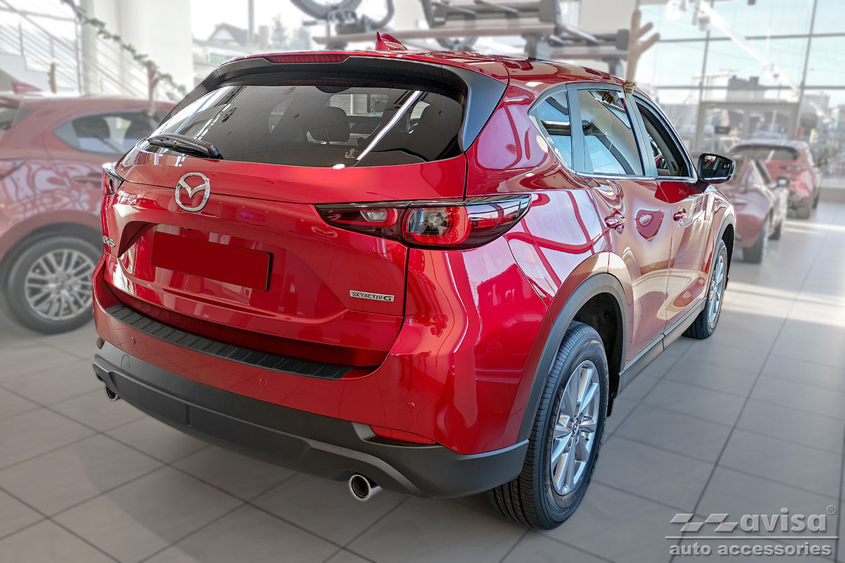 Lastskydd Black Mat Mazda CX-5 II 2017–2021, facelift 2021–2025 – Mattsvart – detaljbild 2