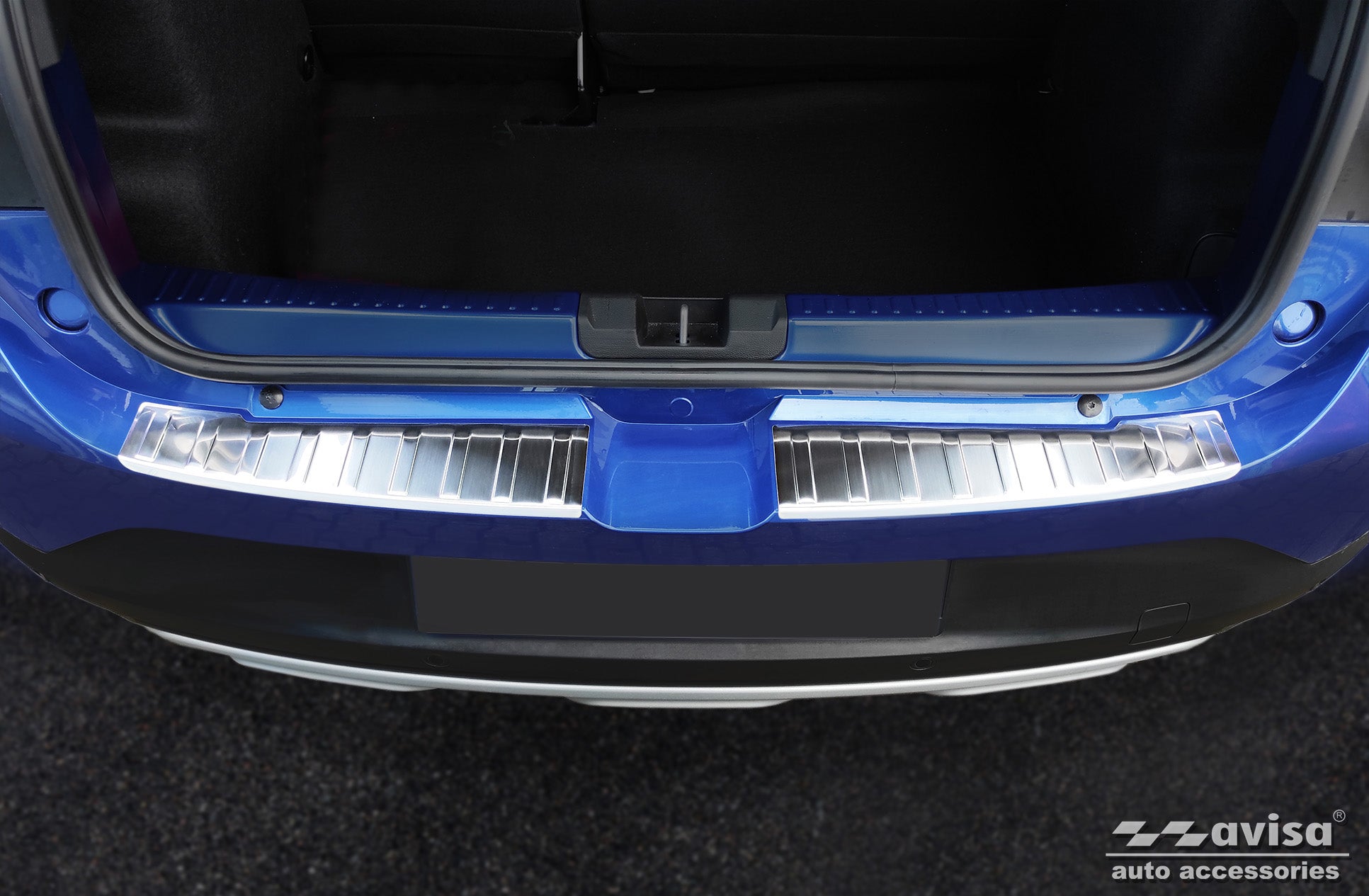 Lastskydd Dacia Sandero III halvkombi 5-dörrars 2020+ m.fl. – Silver satin – detaljbild 3