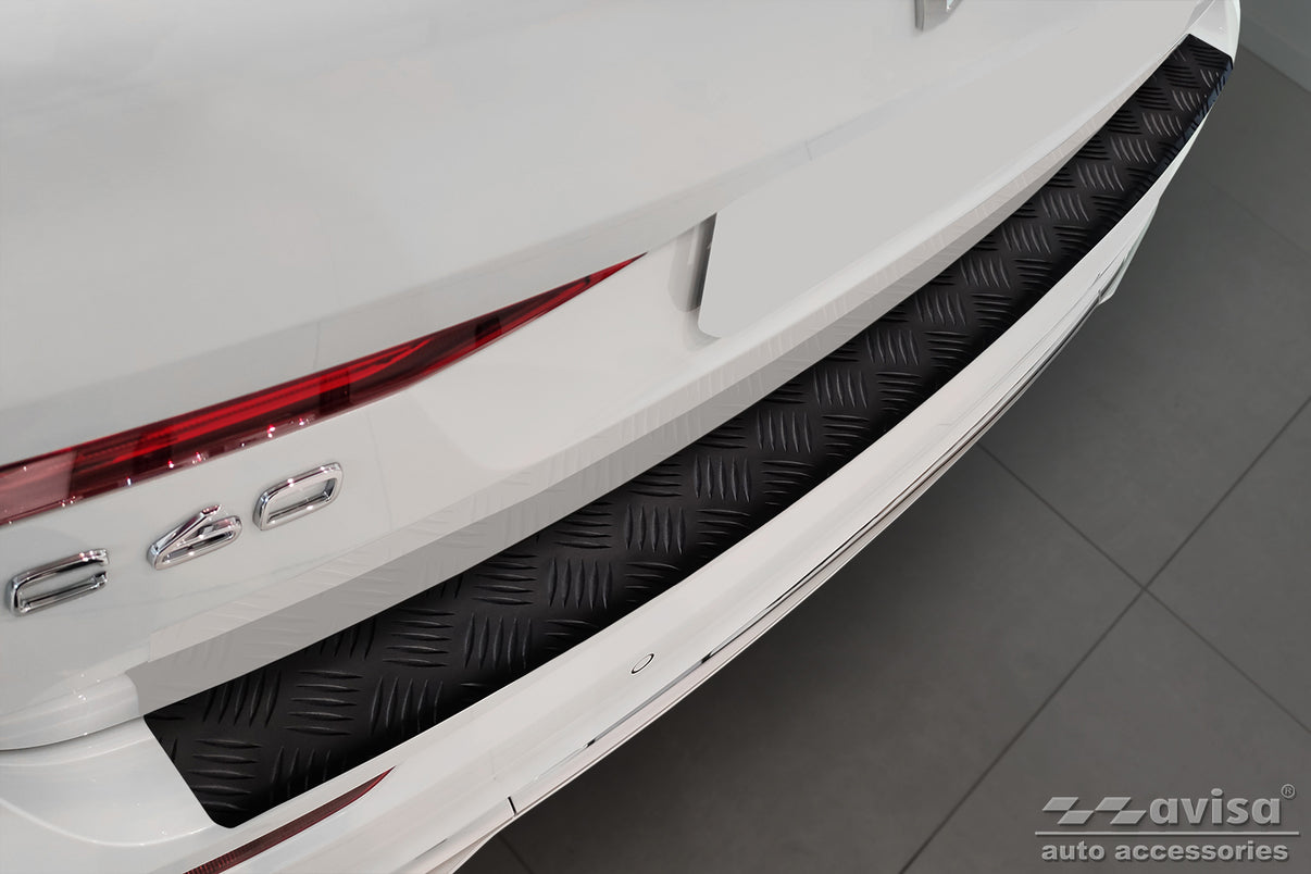 Lastskydd Black Mat Volvo XC60 II/ R-Design 2017–2021, facelift 2021–2025, facelift 2025+ m.fl. – Mattsvart (2/40228) – detaljbild 3