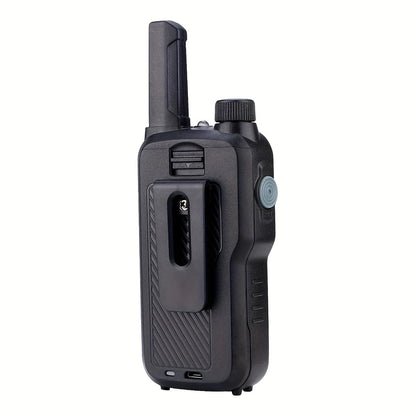 Baofeng T18 walkie talkie – tvåvägsradio USB-laddning – närbild detaljer | Carlevel