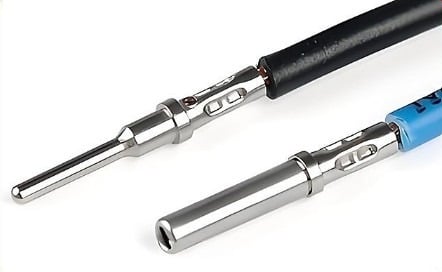 Luxtar Deutsch 4 – way Hand Crimping Tool for Deutsch Terminals – i användning | LUXTAR