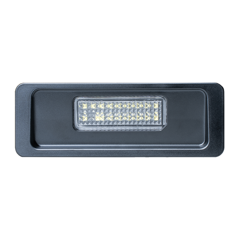 Skyltbelysning Volvo S90 – 2017 – produktbild framifrån | Xenonkungen