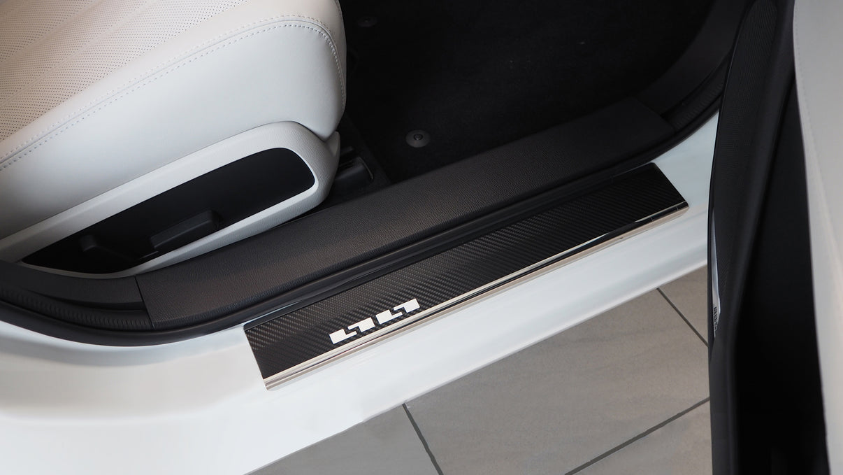 Tröskelskydd Mazda 6 III 2013–2024 – kolfiber-look Stål