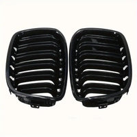 Njurgrill till BMW 1-serie F20/F21 2011–2014 – glanssvart dubbel slits – produktbild framifrån | Carlevel