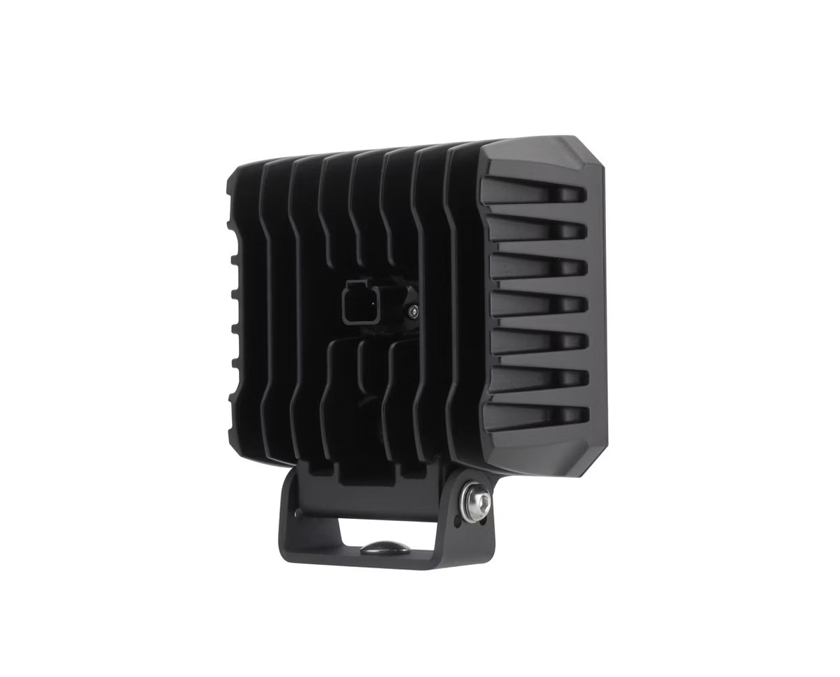bild som visar användning av Arbetsljus Worker Pro 8 LED 144W IP69K – Razor Sweden – Razor Sweden