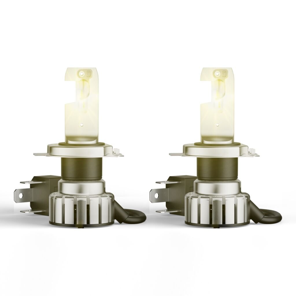 bild som visar användning av NIGHT BREAKER LED VINTAGE H4 – Street Legal – OSRAM