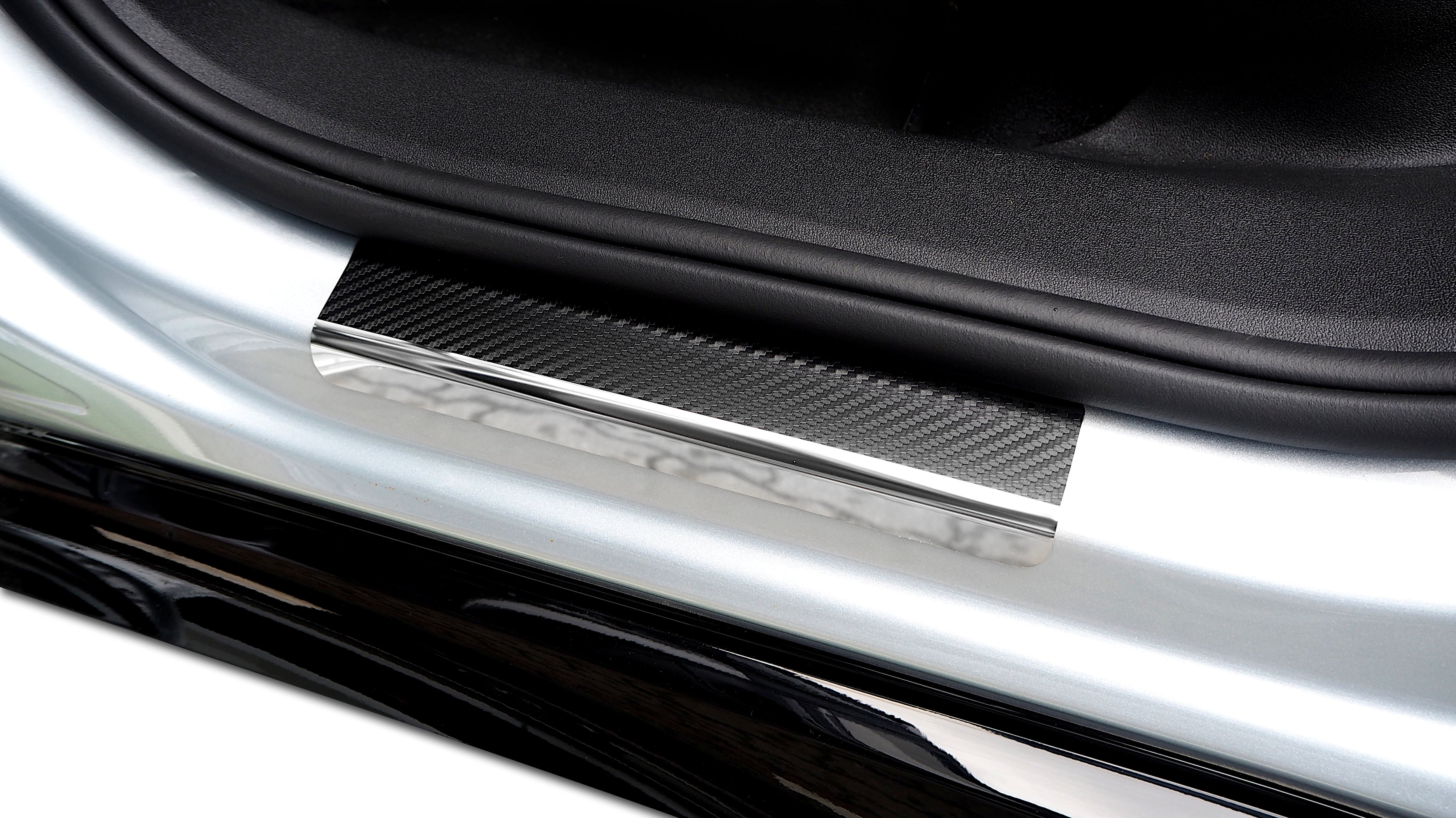 Tröskelskydd VW ID.7 5D/Tourer 2023+ – kolfiber-look