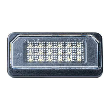 Skyltbelysning Tesla Model X & Model S – produktbild framifrån | Xenonkungen