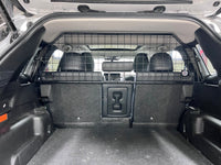 Artfex hundgaller Mitsubishi Outlander PHEV 2025+ - Carlevel AB - Fordon och delar > Fordonstillbehör > Husdjurstillbehör