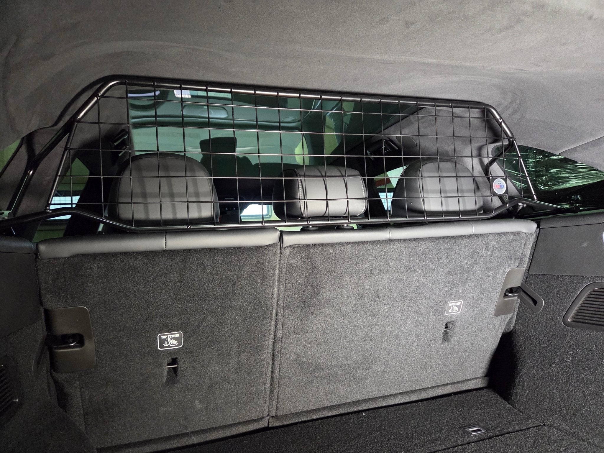 Artfex hundgaller XPENG G9 - Carlevel AB - Fordon och delar > Fordonstillbehör > Husdjurstillbehör