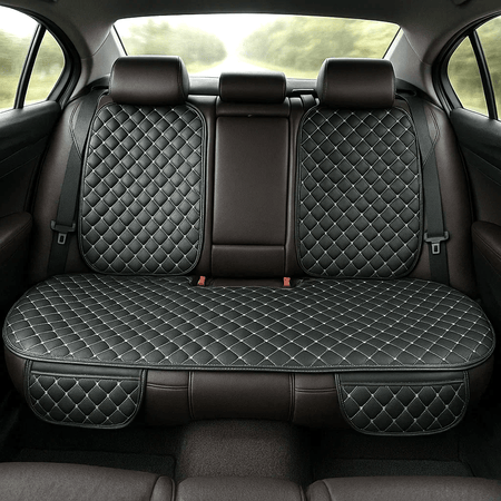 Bilsäteskydd baksätesskydd PU-läder stjärnbrodering halkfritt – komfortabelt till bil – produktbild framifrån | Carlevel