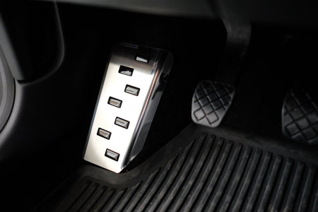 Fotstöd vänster stål/svart polyuretan Fabia III 2014–2021 - Carlevel - 
