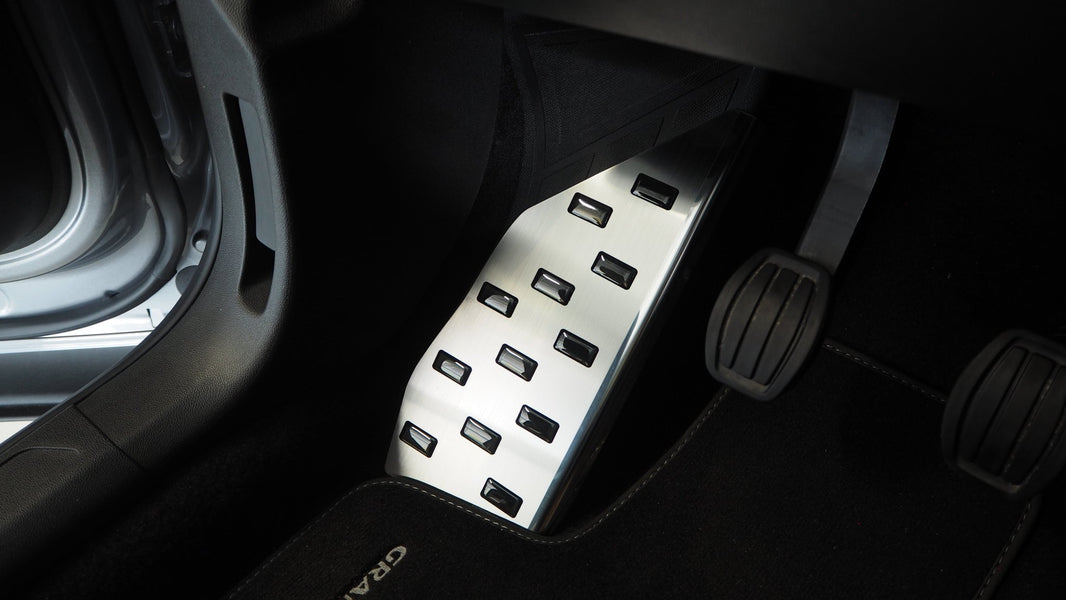 Fotstöd vänster stål/svart polyuretan Grandland X / 5008 II 2017–2024 - Carlevel - 