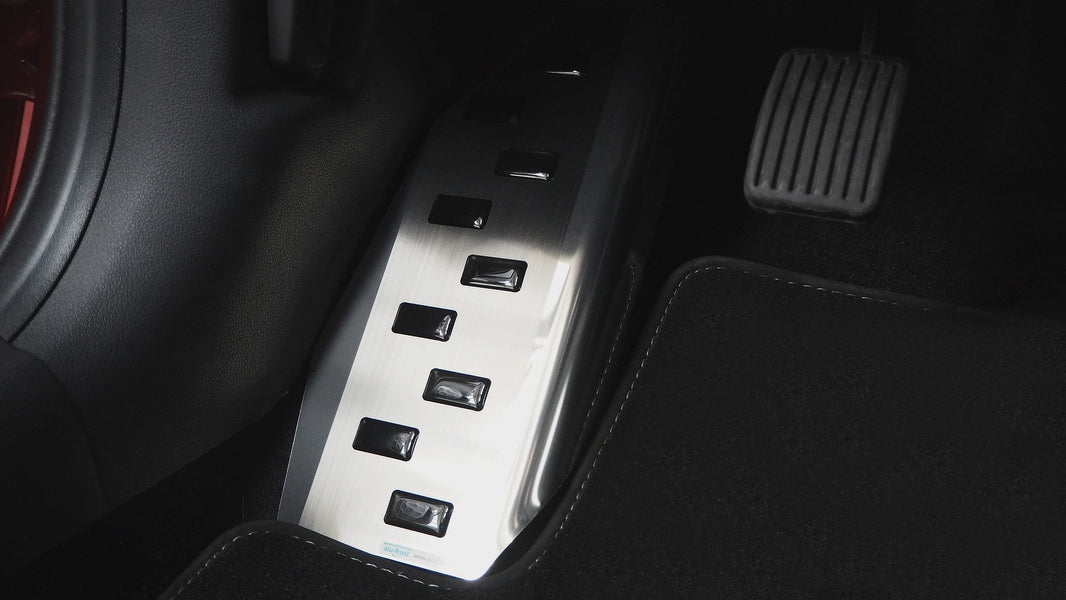 Fotstöd vänster stål/svart polyuretan Hyundai i10 III 2020+ - Carlevel - 