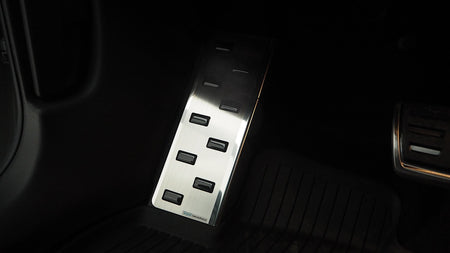Fotstöd vänster stål/svart polyuretan Karoq/Kodiaq 2017+ - Carlevel - 