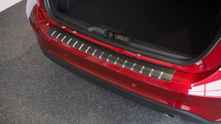 Lastskydd Ford Focus IV 5D 2018–2025 – kolfiber-look - Carlevel AB - Fordon och delar > Fordonsdelar > Karossdelar > Stötfångare