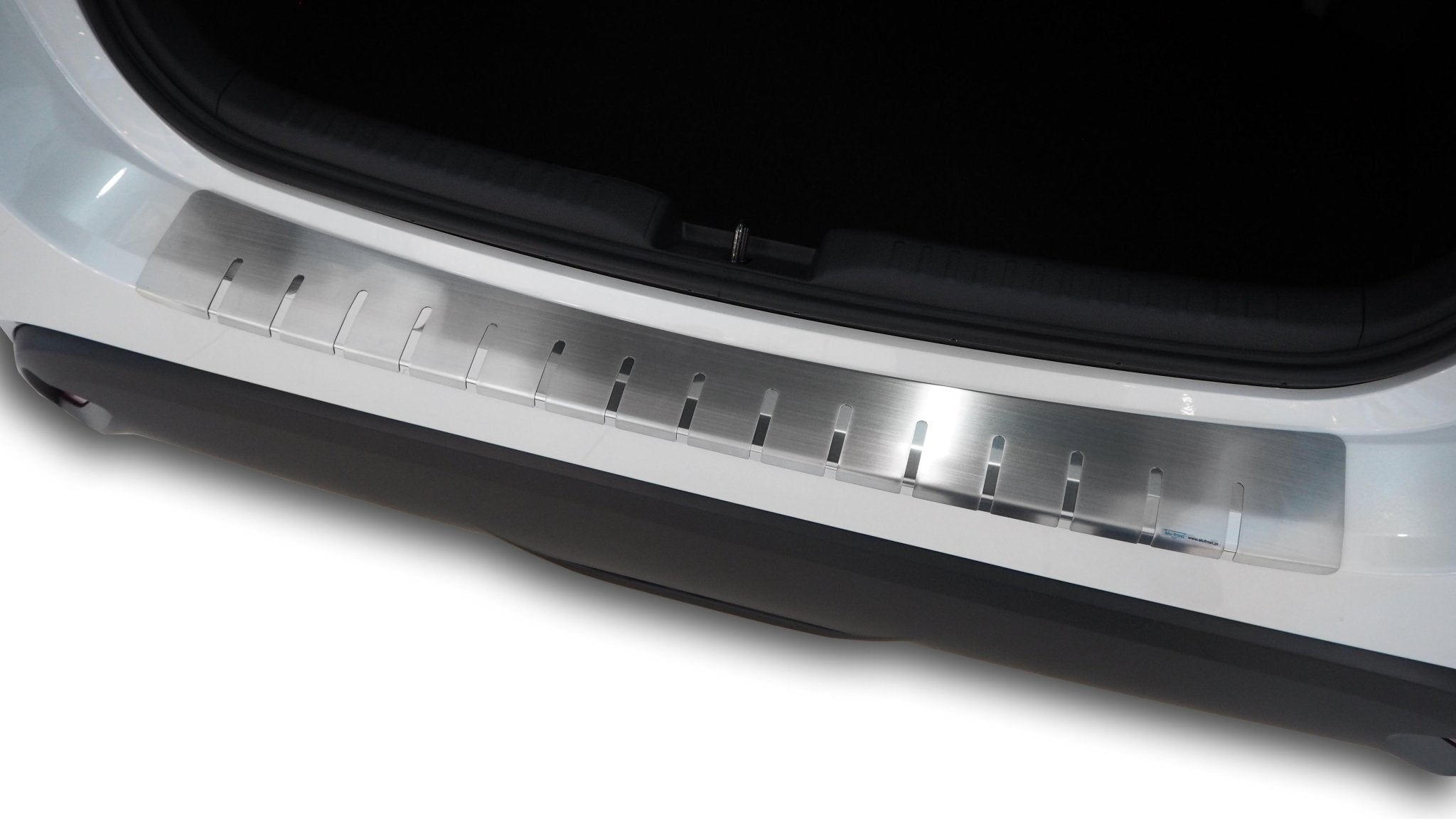 Lastskydd Stål Mazda 2 Hybrid / Toyota Yaris IV 5D 2022+ - Carlevel - 