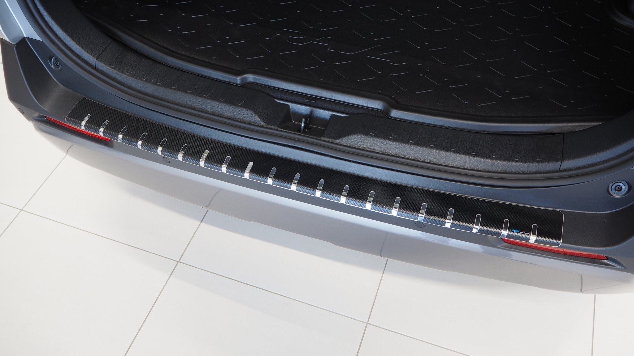 Lastskydd stål/kolfiber Toyota RAV4 V 2019+ - Carlevel - 