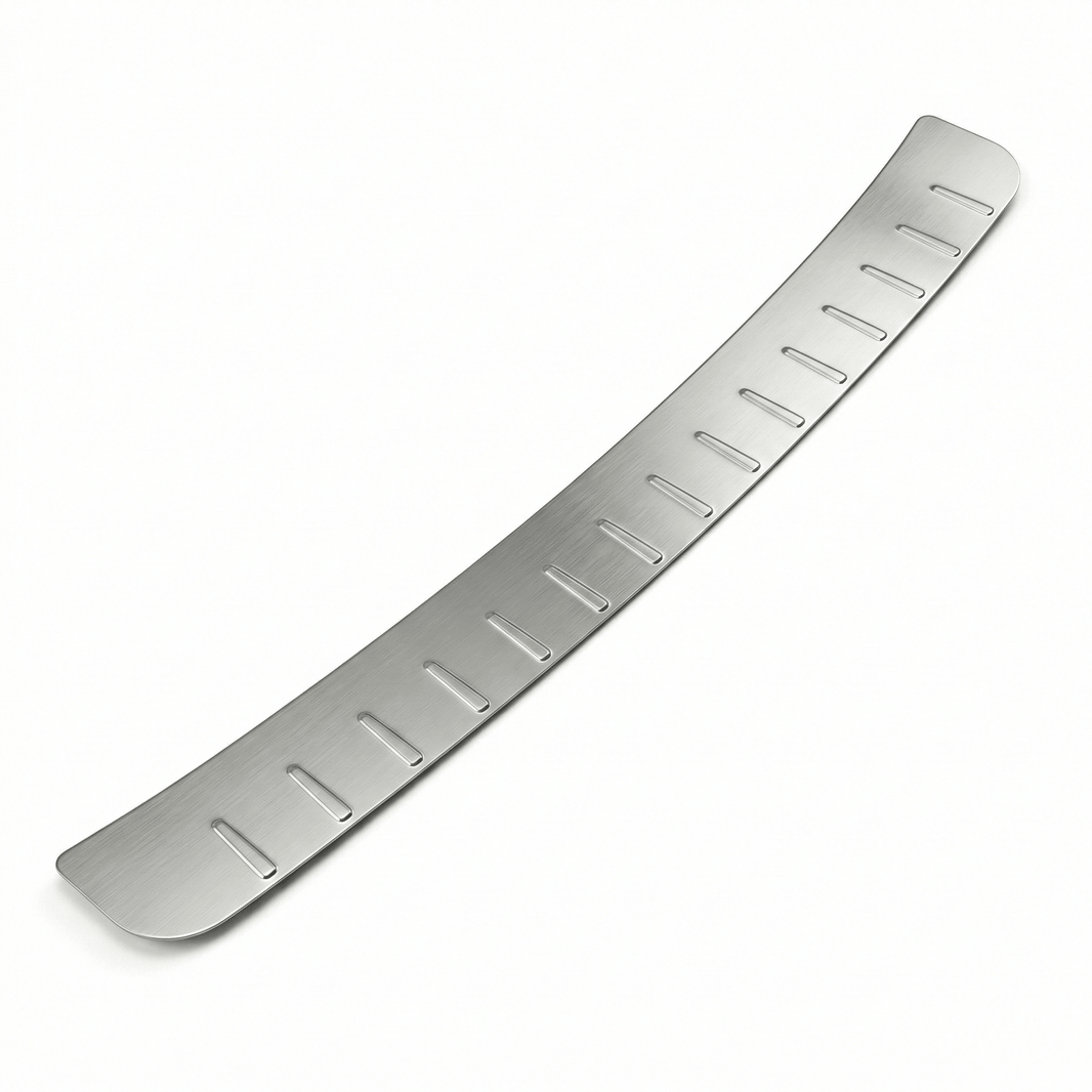 Lastskydd till Volkswagen Passat B5 FL (3BG) Kombi 2000–2005 – Rostfritt stål 39 cm Alu-Frost – Lastskydd