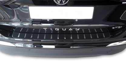 Lastskydd VW Tiguan 2024+ – kolfiber-look - Carlevel AB - Fordon och delar > Fordonsdelar > Karossdelar > Stötfångare