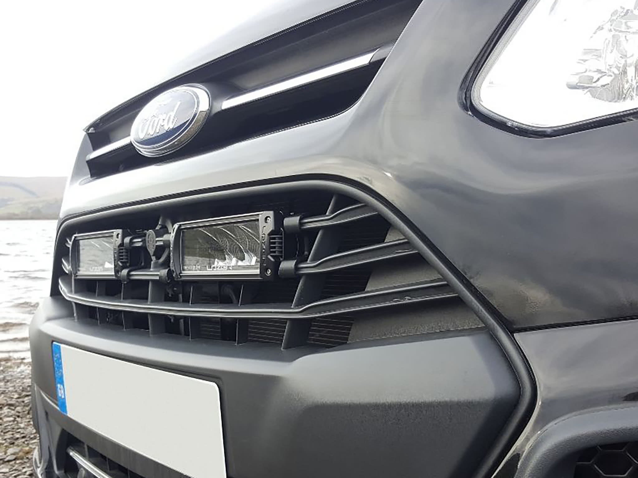 Lazer Ledrampskit – Ford Transit C 2012+ 2x Triple – R 750 Std - Carlevel AB - Fordon och delar > Fordonsdelar > Belysning > Extraljus