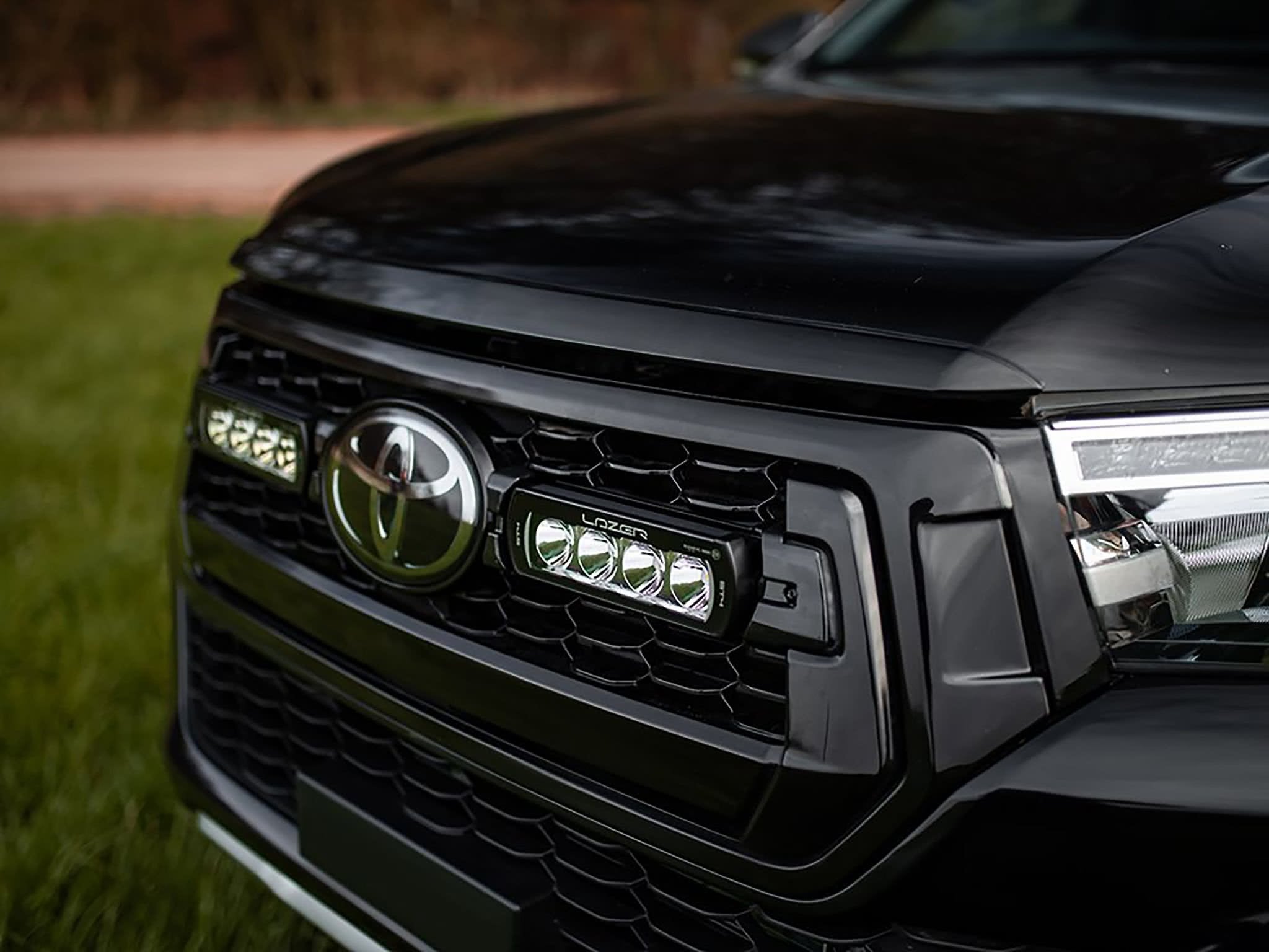 Lazer Ledrampskit Toyota Hilux Inv. X 2018+ 2x ST4 Evo. - Carlevel AB - Fordon och delar > Fordonsdelar > Belysning > Extraljus