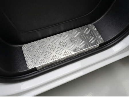 Fotstegsskydd till Renault Master IV 2024+ – Aluminium