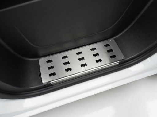 Fotstegsskydd till Renault Master IV 2024+ – Aluminium
