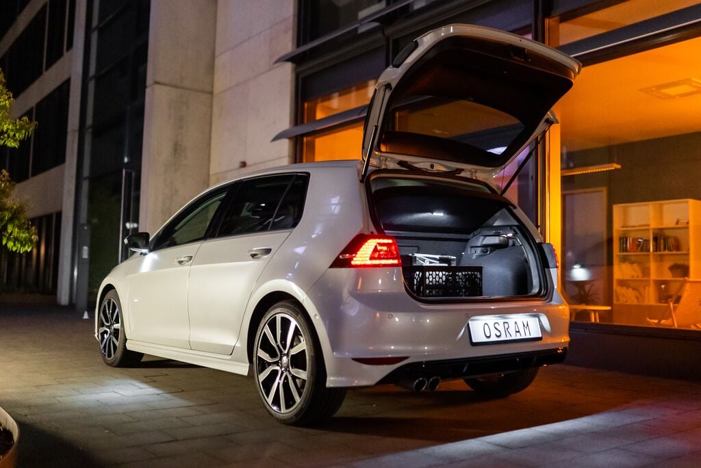 OSRAM LEDambient Trunk Light - Carlevel AB - Fordon och delar > Fordonsdelar > Belysning