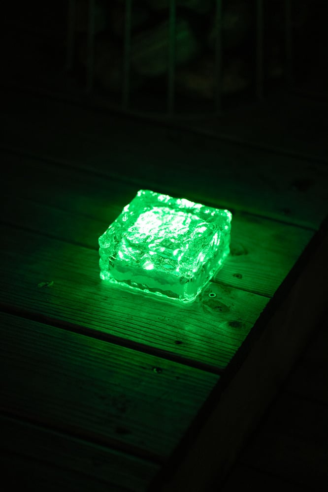 Solcellslampan The Cube - Carlevel AB - Fordon och delar > Fordonsdelar > Belysning