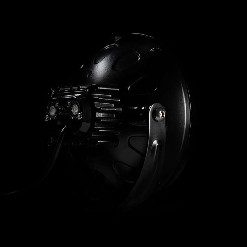 Extraljus Strands Lighting Division Ambassador Dark Edition 9″ LED 1948 lm Mörka Reflektorer – produktvy från sidan