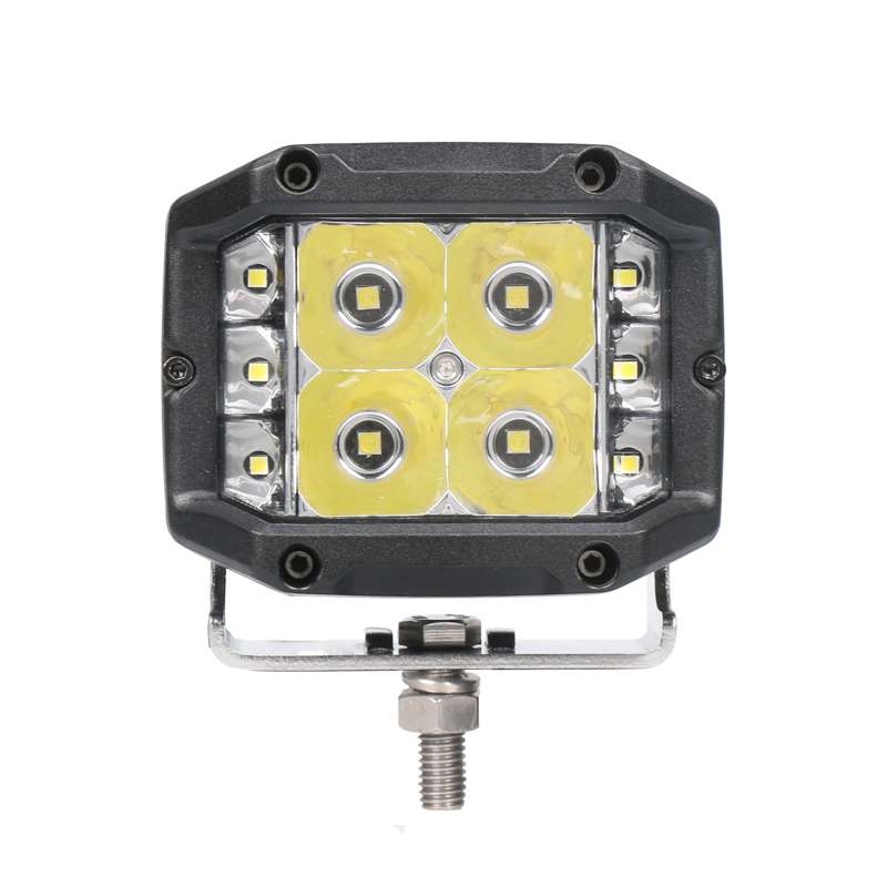 LED-ramp Strands Side Shooter 4″ 2097 lm 1 lux @ 221 m – i användning | Strands Lighting Division