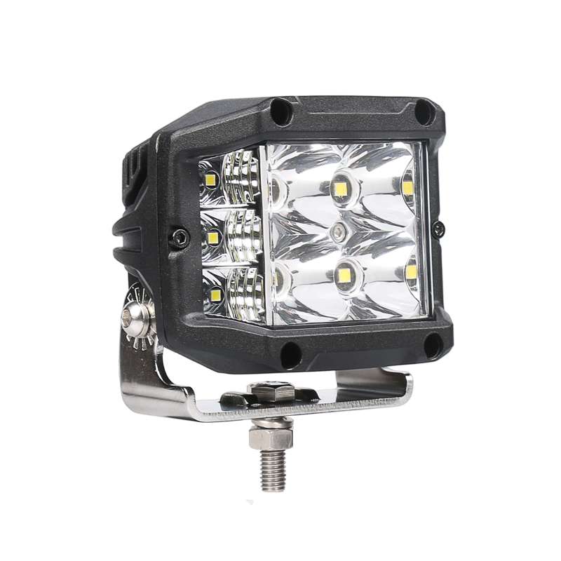 LED-ramp Strands Side Shooter 4″ 2097 lm 1 lux @ 221 m – produktbild framifrån | Strands Lighting Division