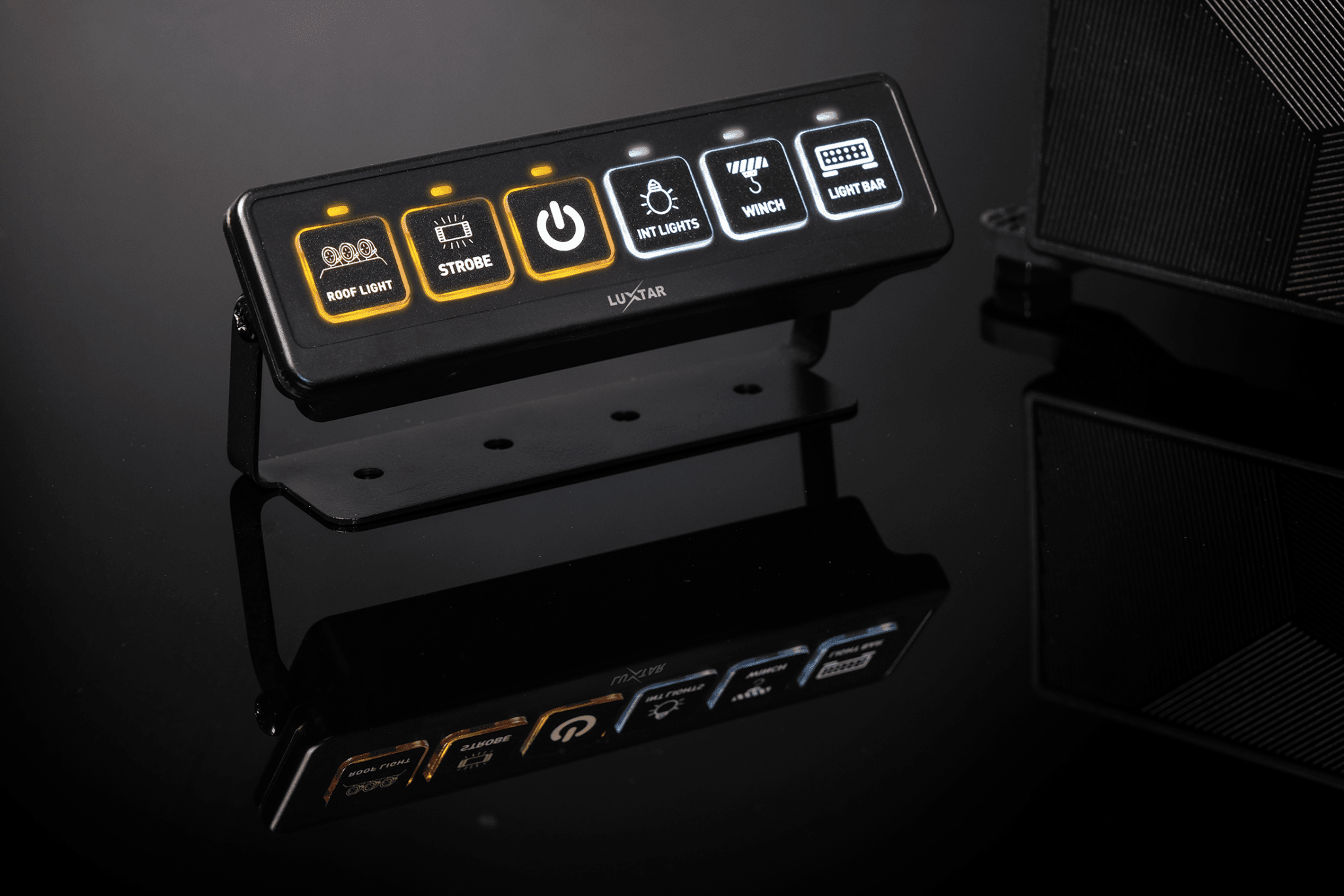 Switch Panel – 6 Channel – 12-24V DC - Carlevel AB - Fordon och delar > Fordonsverktyg