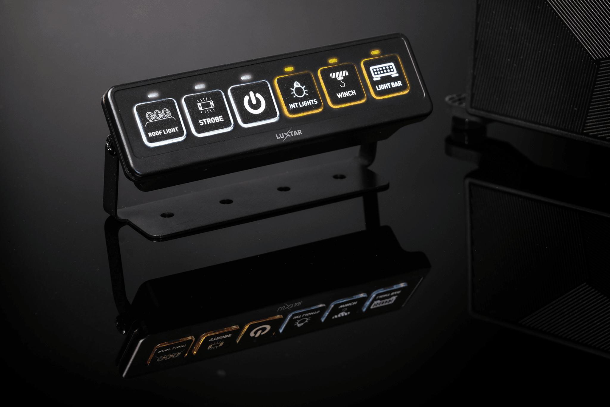 Switch Panel – 6 Channel – 12-24V DC - Carlevel AB - Fordon och delar > Fordonsverktyg