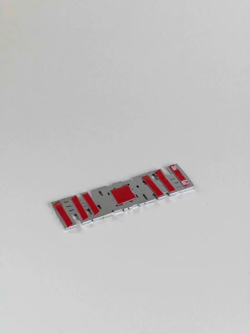 Tesla Plaid Emblem/Badge Silver - Carlevel AB - Fordon och delar > Fordonstillbehör