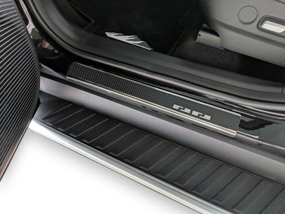 Tröskelskydd BAIC BJ30 2025+ – kolfiber-look - Carlevel AB - Fordon och delar > Fordonsdelar > Karossdelar