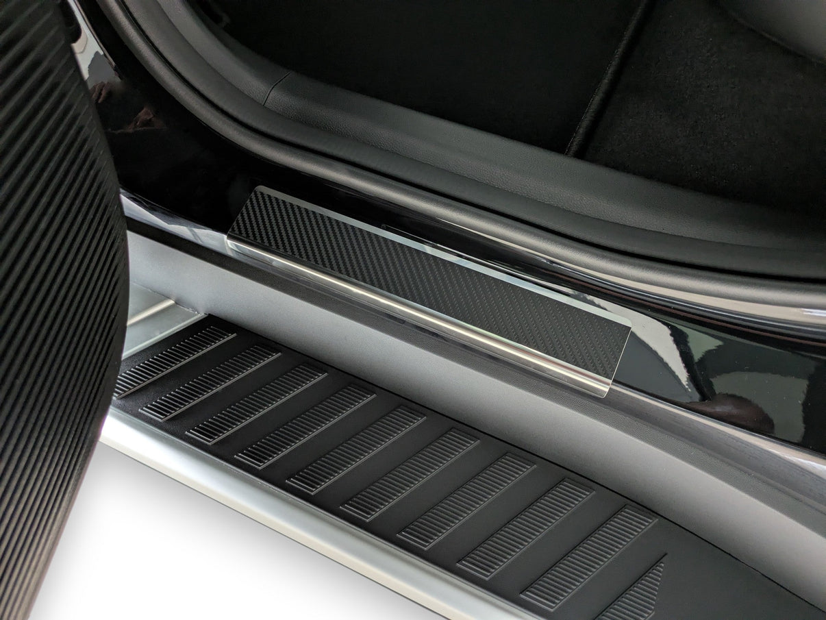 Tröskelskydd BAIC BJ30 2025+ – kolfiber-look - Carlevel AB - Fordon och delar > Fordonsdelar > Karossdelar
