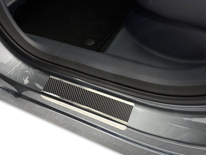 Tröskelskydd Geely EX5 2025+/Geely Starray EM-i 2025+ – Kolfiberlook - Carlevel AB - Fordon och delar > Fordonsdelar > Karossdelar