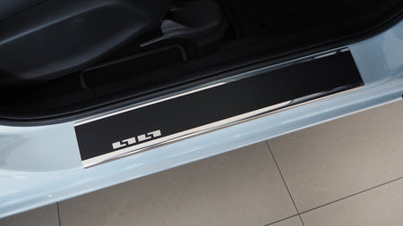 Tröskelskydd Honda Jazz IV 2015–2020 – kolfiber-look - Carlevel AB - Fordon och delar > Fordonsdelar > Karossdelar