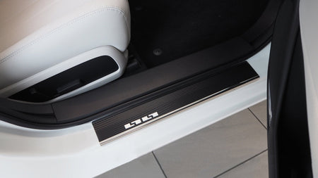 Tröskelskydd Mazda 6 III 2013–2024 – kolfiber-look Stål - Carlevel AB - Fordon och delar > Fordonsdelar > Karossdelar