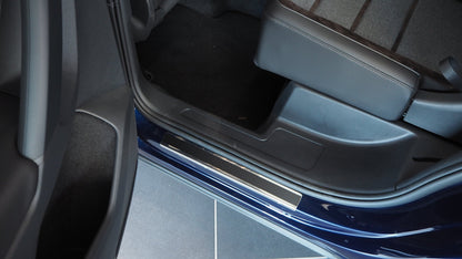 Tröskelskydd Seat Tarraco 2018–2024 – kolfiber-look - Carlevel AB - Fordon och delar > Fordonsdelar > Karossdelar