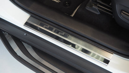 Tröskelskydd Toyota RAV4V 2019+ – rostfritt stål - Carlevel AB - Fordon och delar > Fordonsdelar > Karossdelar